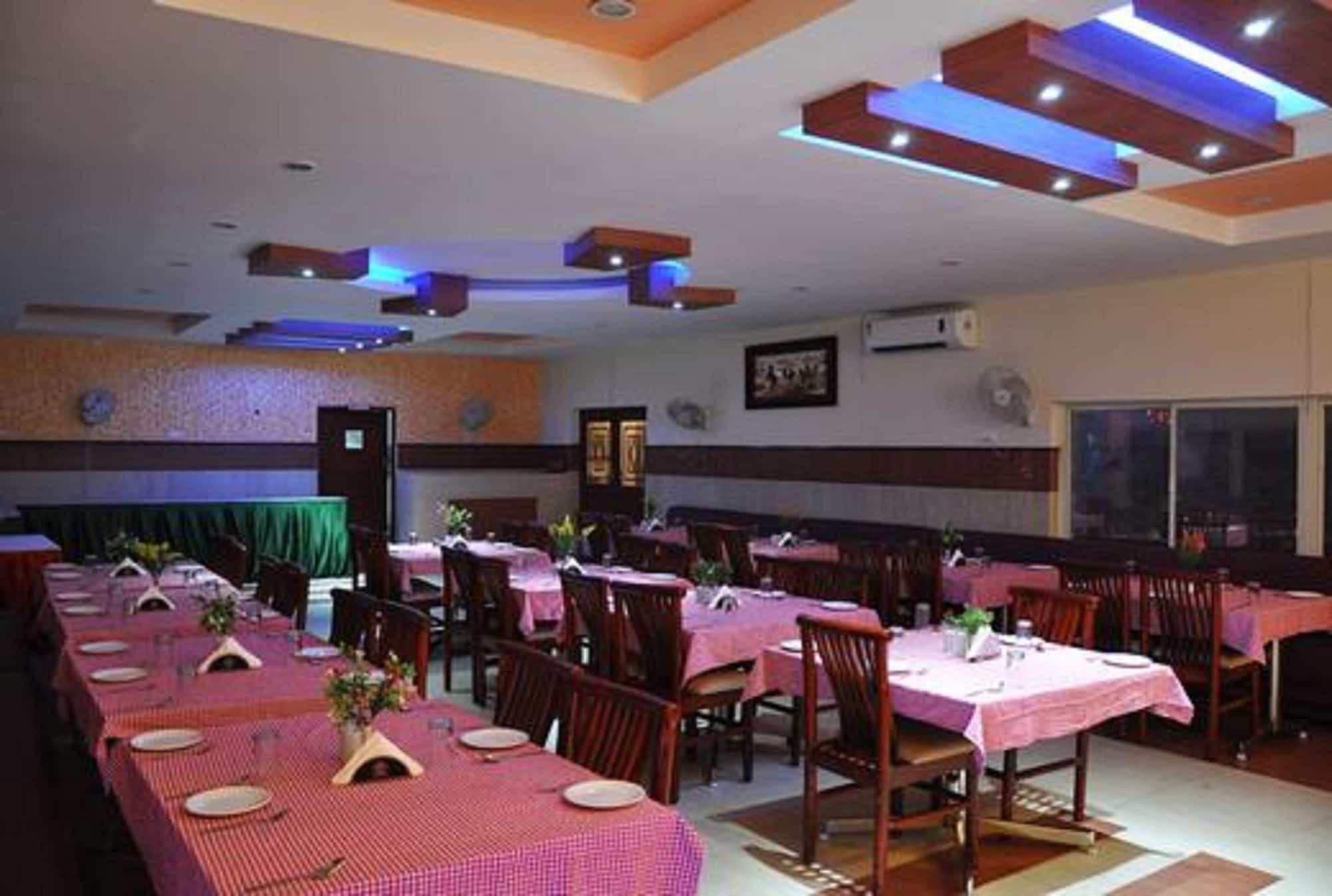 Park Beach Resort Chennai Exterior photo
